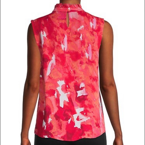 ✨HP✨NWT Donna Karan sleeveless top w/ ruffled mock neck, L, red and white floral - Picture 2 of 11
